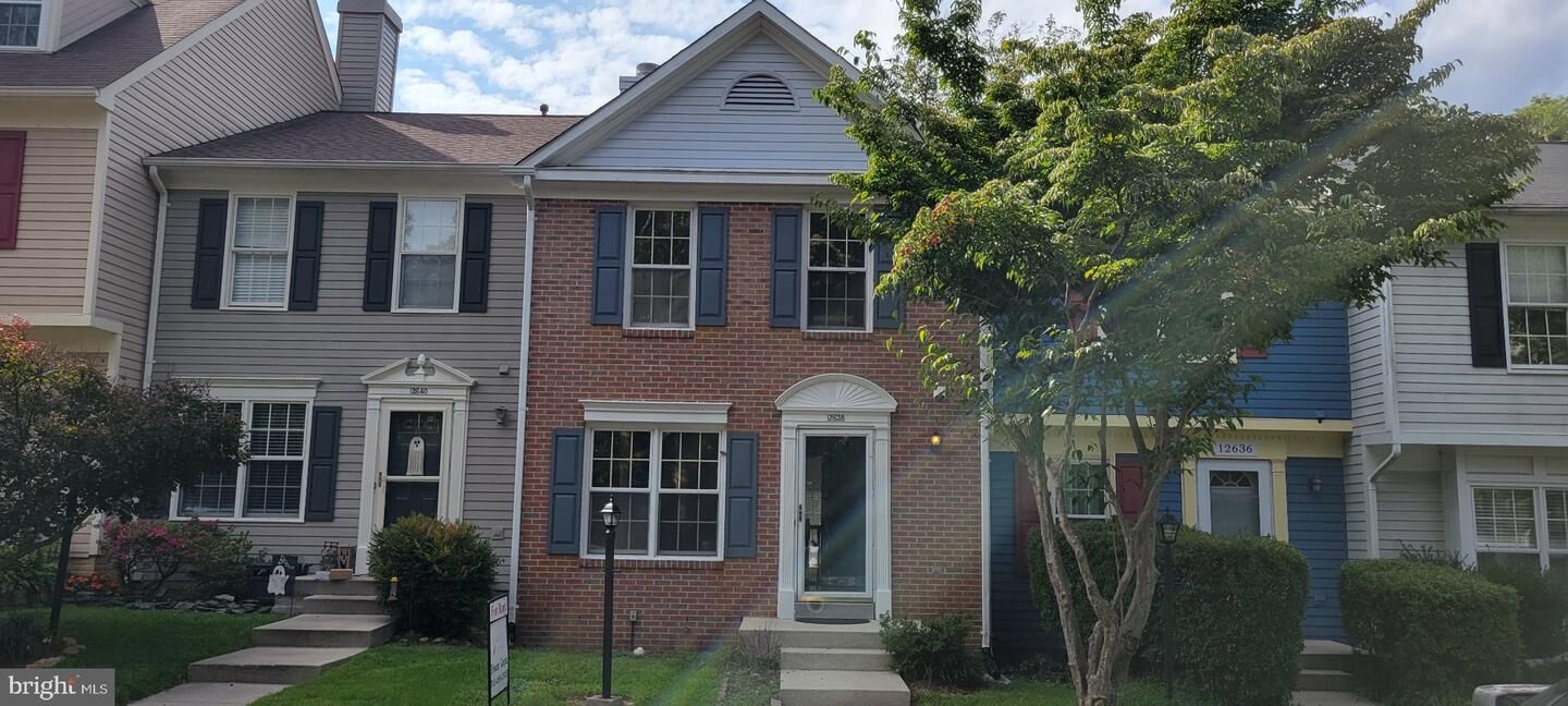 Property Photo: 12638 Monarch Court VA 22192