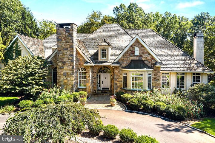 Property Photo:  5 Mercer Gate Drive  PA 18901 