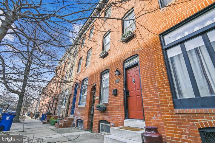 Property Photo:  2050 Bank Street  MD 21231 