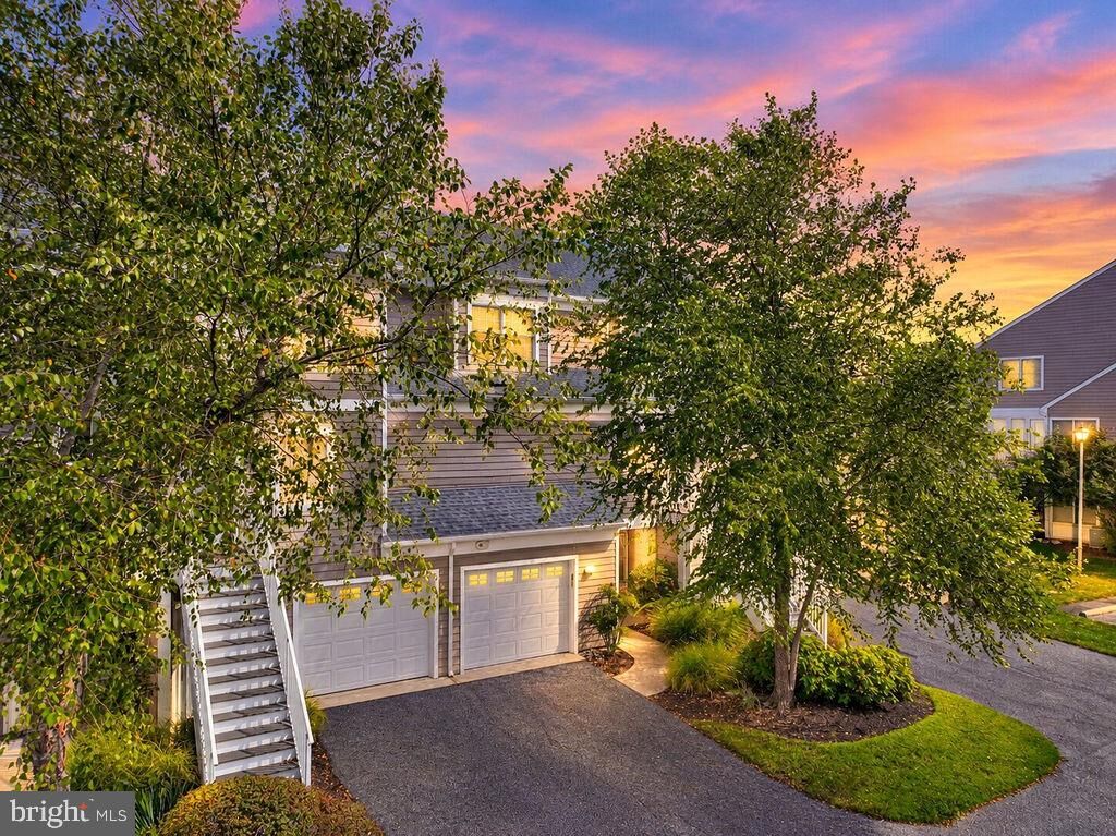 Property Photo: 38178 Dockside Drive 1264 DE 19975