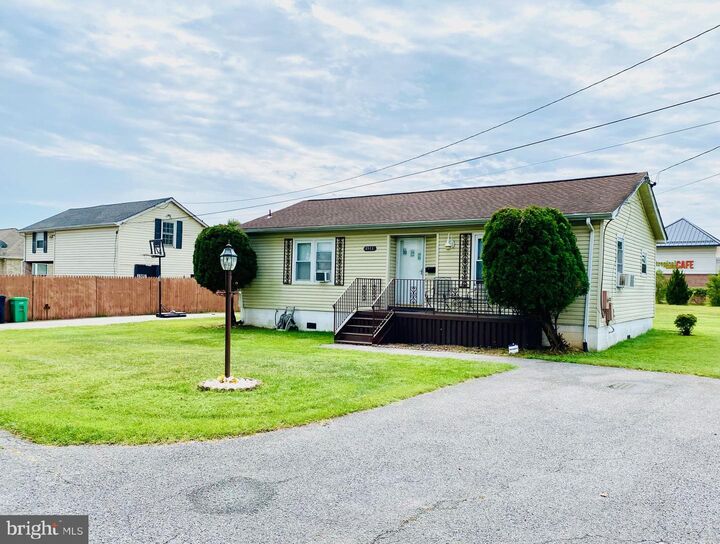 Property Photo: 4911 Lottsford Vista Road MD 20720