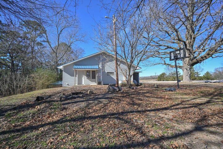 Property Photo: 4574 Hwy 8 E AR 71953