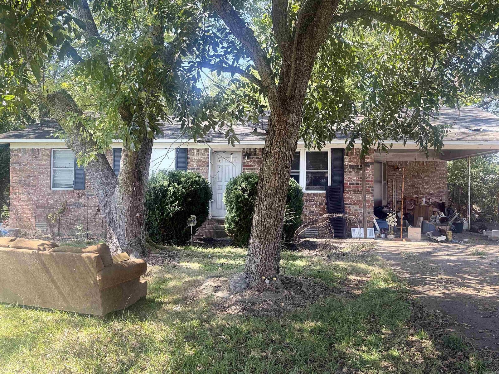 Property Photo:  304 S Holly Street  AR 72012 