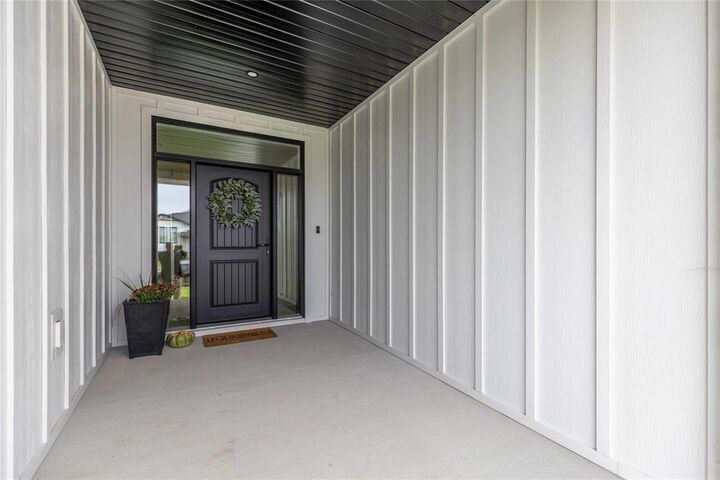 Property Photo:  196 Wyndham Estate Drive  MB R5G 2Y9 
