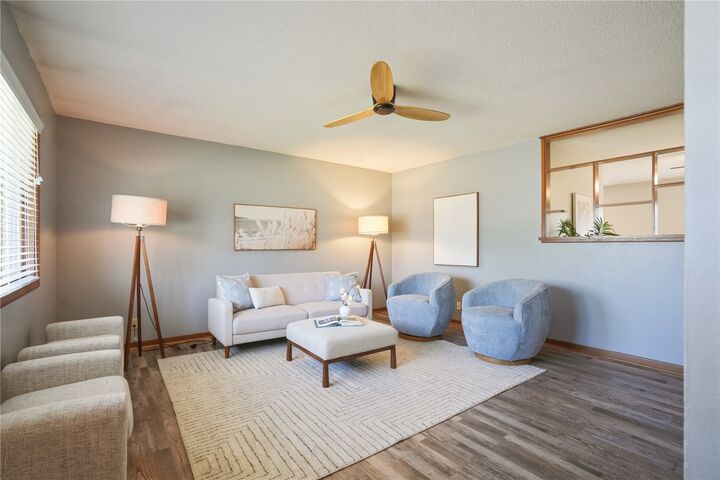 Property Photo:  5101 1st Ave SW  IA 52405 