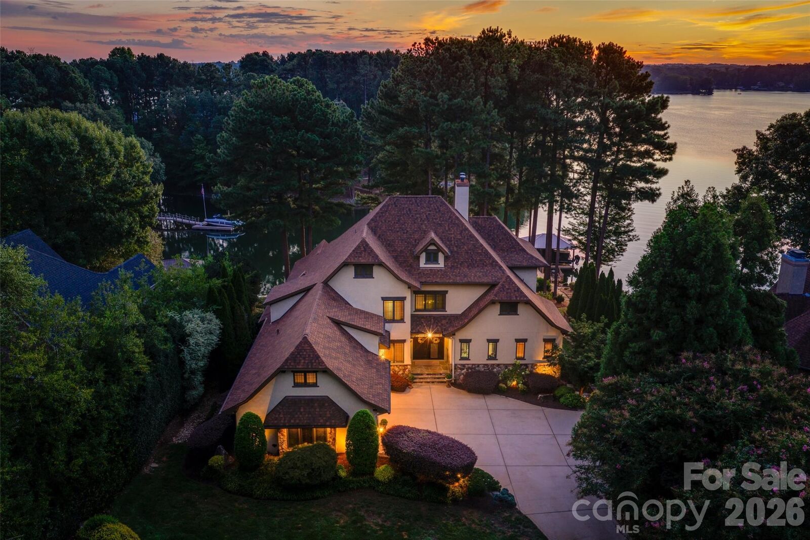 Property Photo: 9198 Fair Oak Drive NC 28673