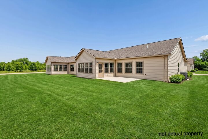 Property Photo:  1930 Sussex Way  OH 43302 