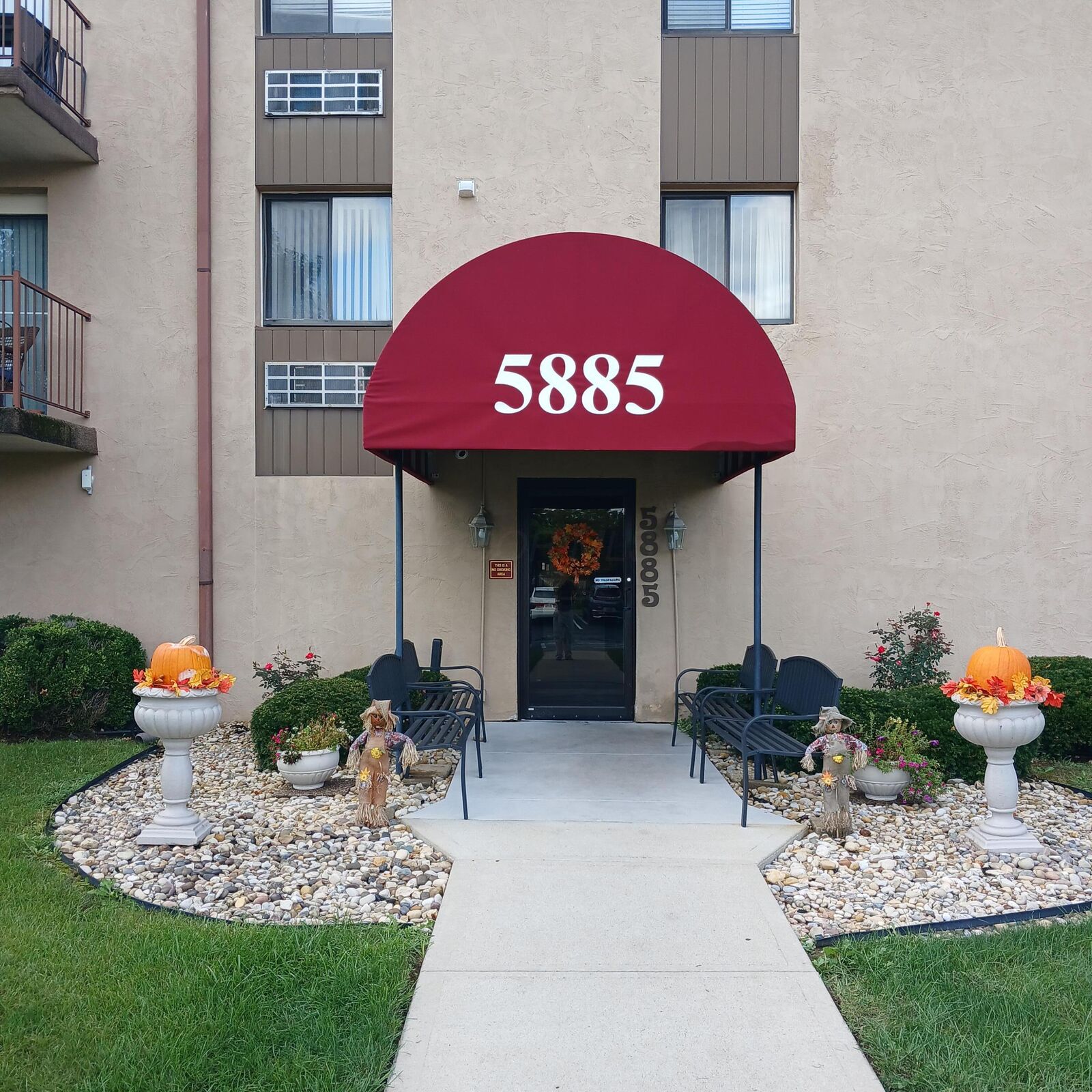 Property Photo:  5885 Beechcroft Road  OH 43229 