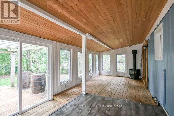 Property Photo: 45 Grove Street West ON L4N 1M6