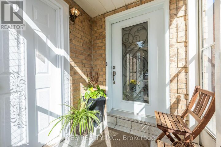 Property Photo: 7 Colchester Avenue ON L6Z 3R1