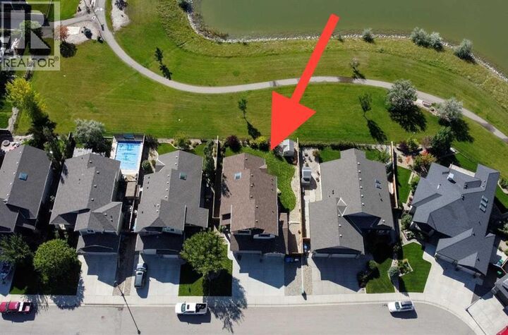 Property Photo: 634 Canyonview Landing West AB T1K 5R9