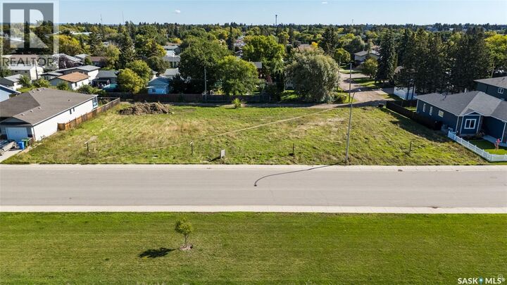 Property Photo:  2500 Woodbridge Drive  SK S6W 0A7 