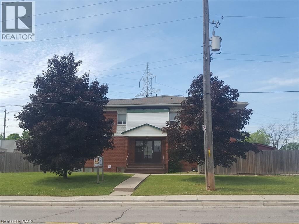 Property Photo:  2251 Mountainside Drive 6  ON L7P 1B6 