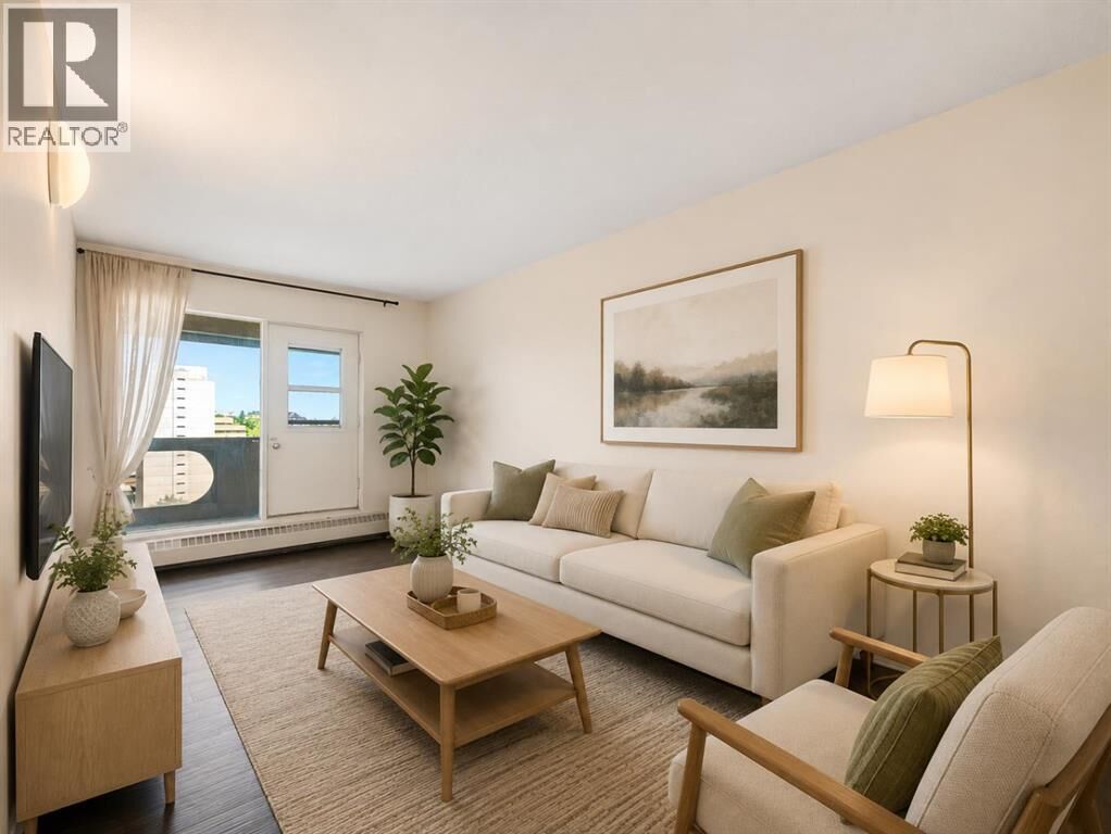 Property Photo:  221 6 Avenue Southeast  AB T2G 4Z9 