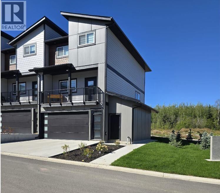 Property Photo: 2395 Rowe Street 101 BC V2N 0K5