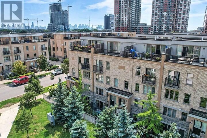 Property Photo: 9 Foundry Avenue 116 ON M6H 0B7