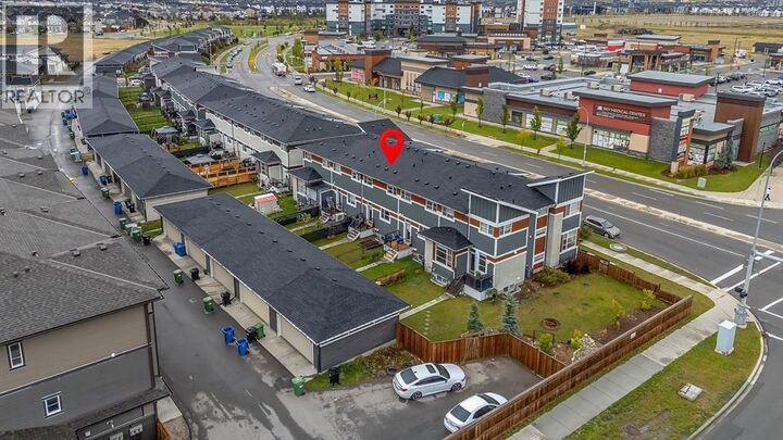 Property Photo:  16 Skyview Circle Northeast  AB T3N 0V3 