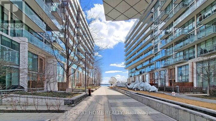 Property Photo:  39 Queens Quay East 920  ON M5E 0A5 