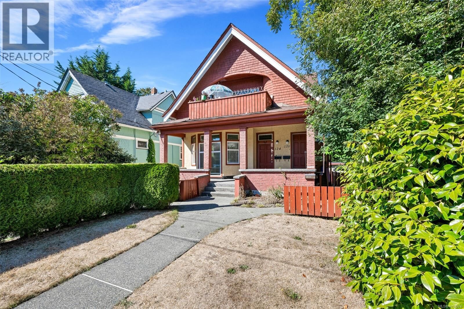 Property Photo:  124 St. Andrews Street  BC V8V 2M7 