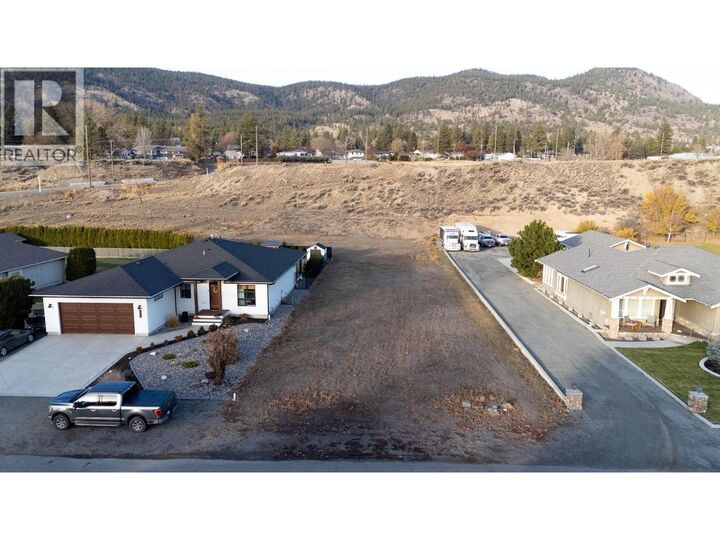 Property Photo:  2219 Burgess Avenue  BC V1K 1R3 