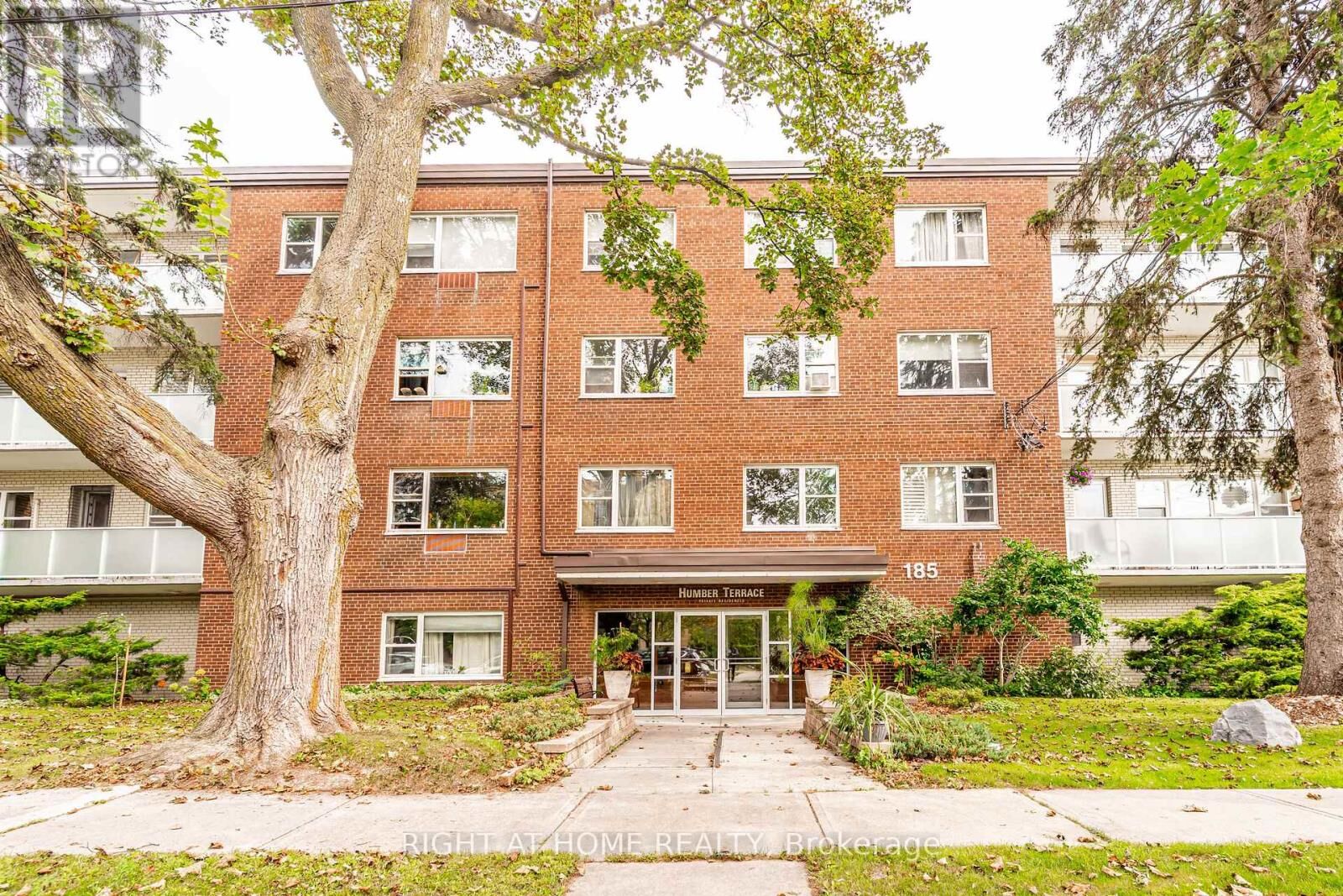 Property Photo:  185 Stephen Drive 406  ON M8Y 3N5 