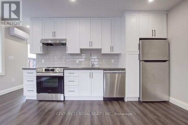 Property Photo: 276 Atlas Avenue A ON M6C 3P9