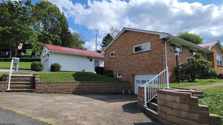 Property Photo:  2218 Linn Ann Drive  WV 26554 