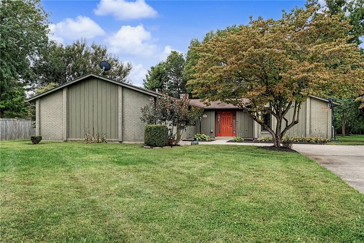 Property Photo: 2180 Woodstock Court OH 45373