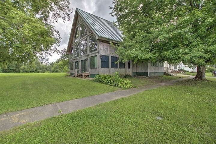Property Photo:  245 E Prairie Street  IL 62501 