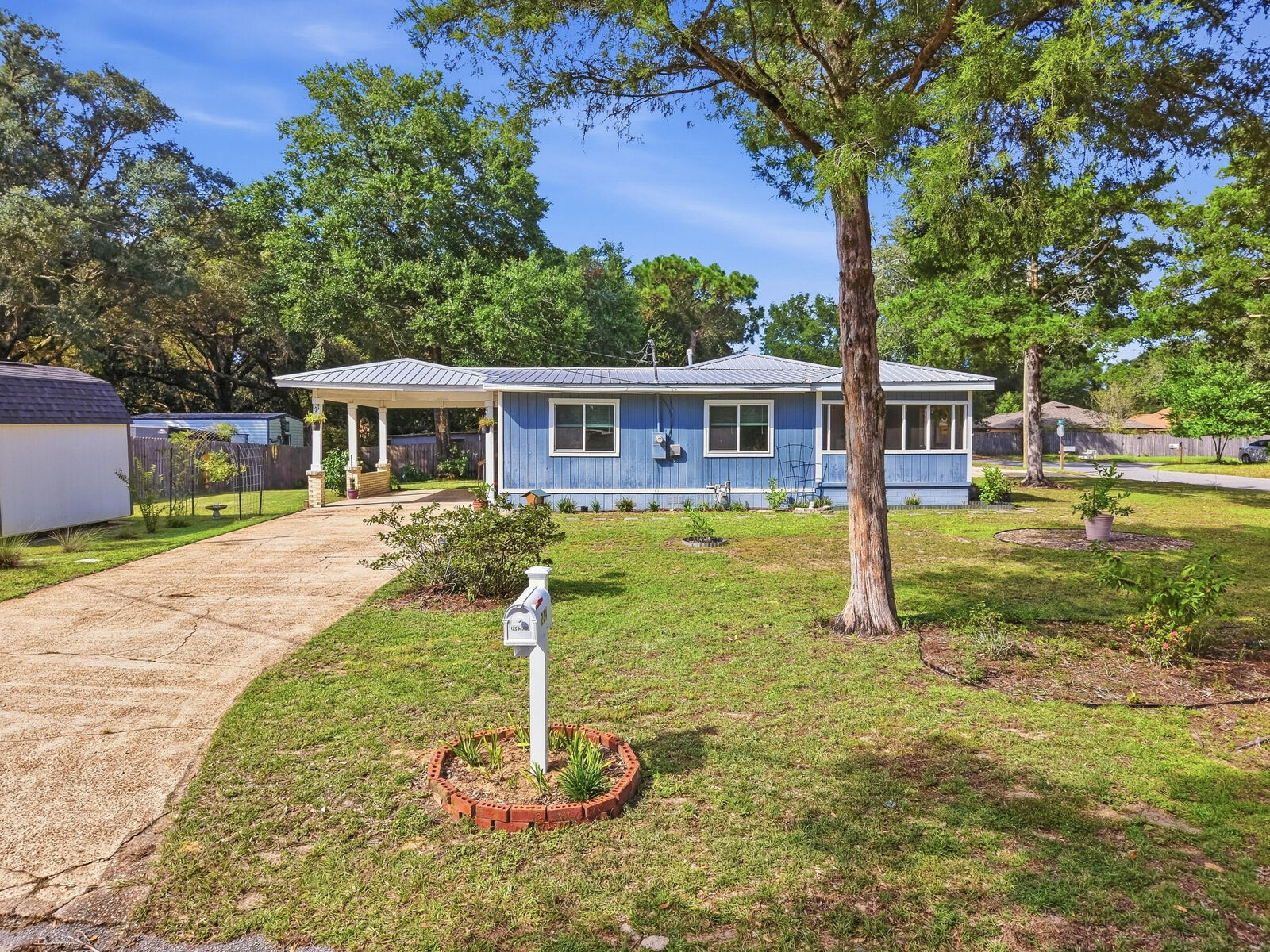 Property Photo:  234 Deer Street  FL 32578 