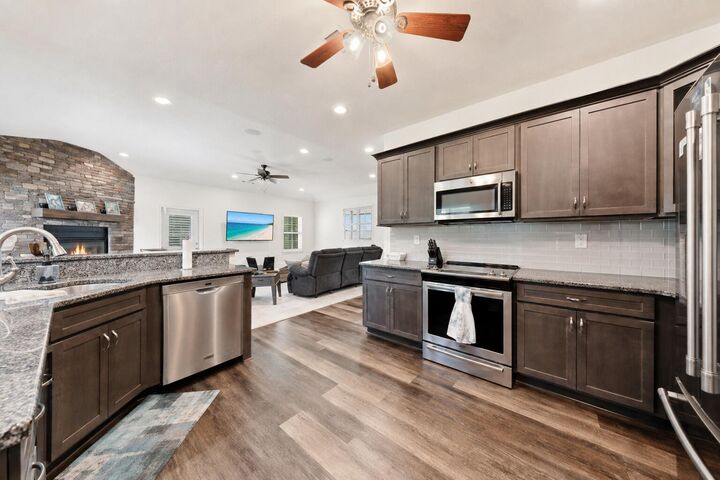 Property Photo:  416 Hideaway Circle  FL 32459 