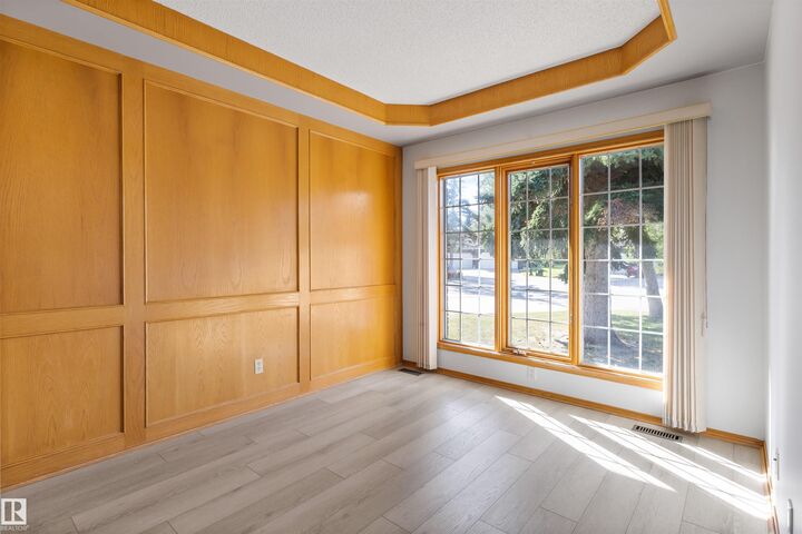 Property Photo:  206 Country Club Point(E) NW  AB T6M 2J6 