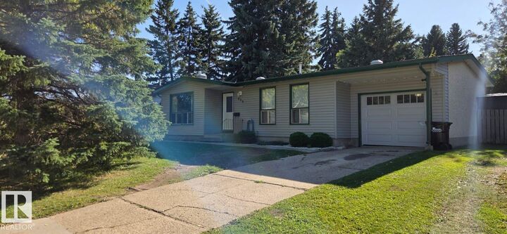 Property Photo:  439 Conifer Street  AB T8A 1N2 