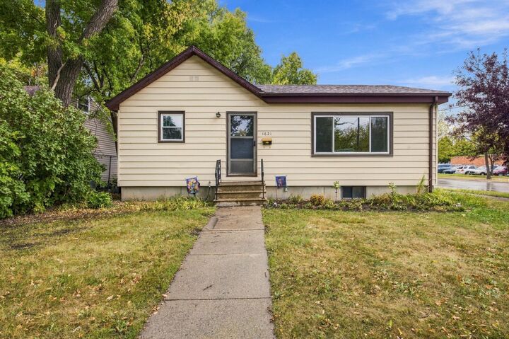 Property Photo: 1621 12th Avenue S ND 58103
