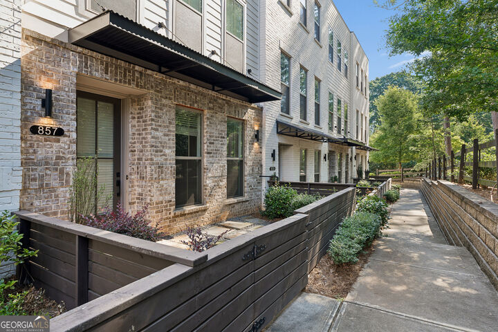 Property Photo:  857 Constellation Drive  GA 30033 
