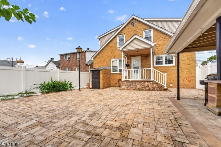 Property Photo:  697 Roosevelt Ave  NJ 07008 