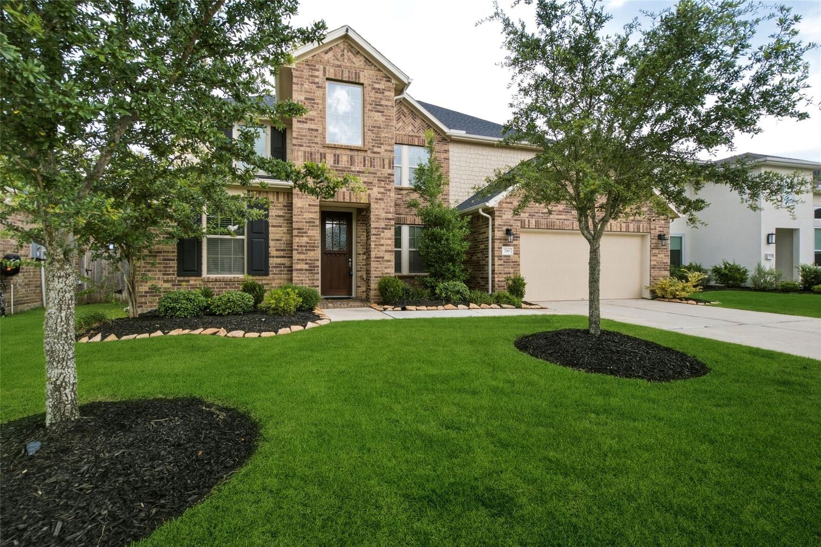 Property Photo:  710 Turner Cove Court  TX 77571 
