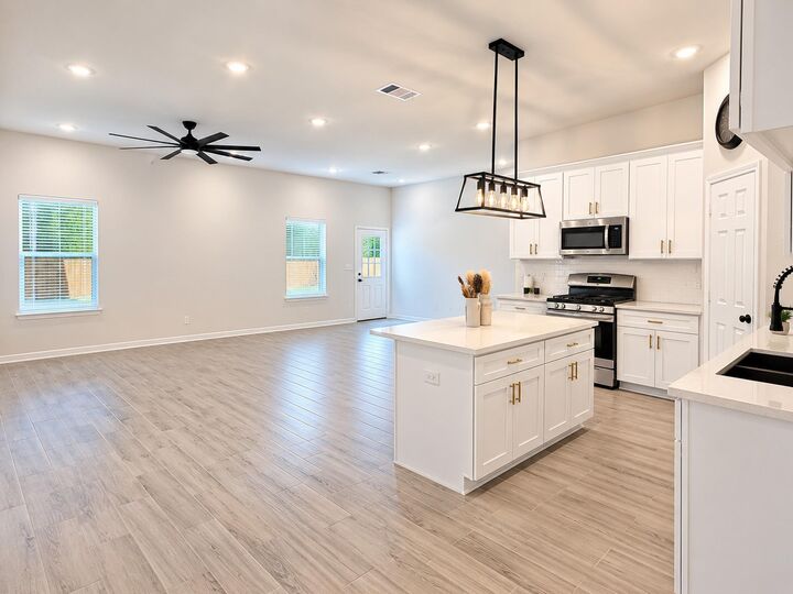 Property Photo:  8828 Curry Road  TX 77093 