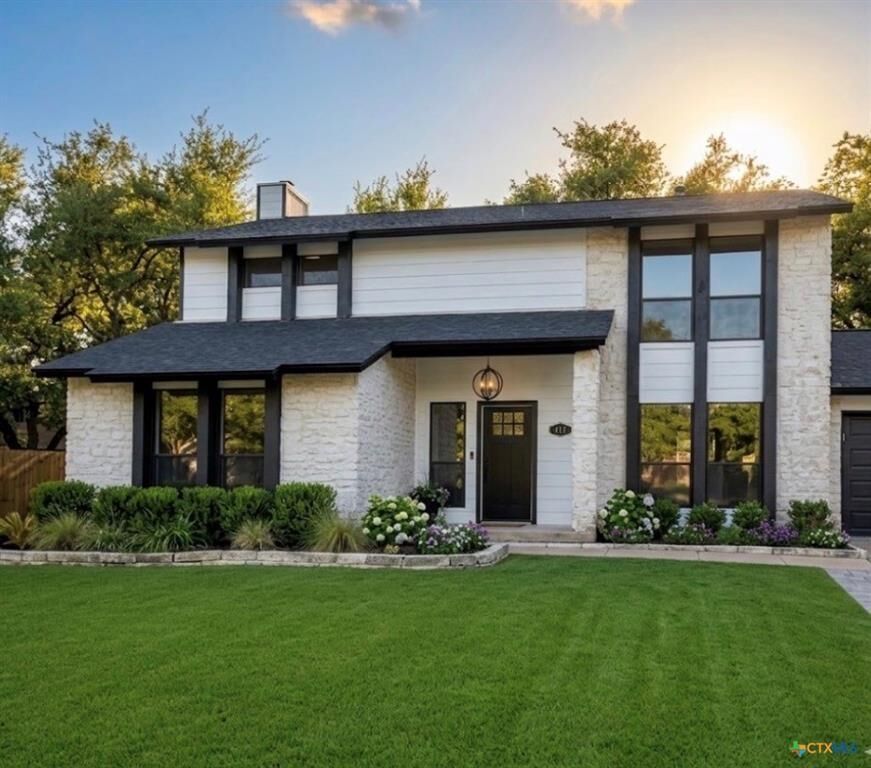 Property Photo:  13202 Adonis Drive  TX 78729 