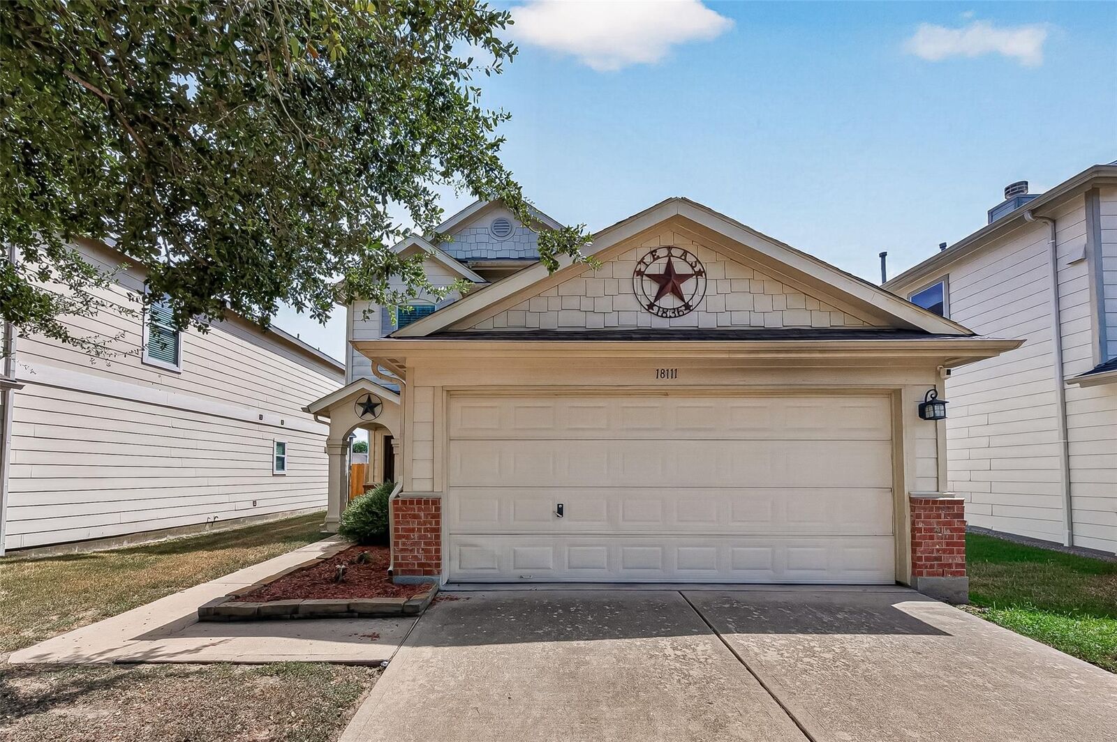 Property Photo:  18111 Shallow Leaf Lane  TX 77433 