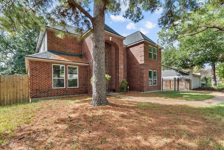 Property Photo: 14003 Muirfield Lane TX 77095