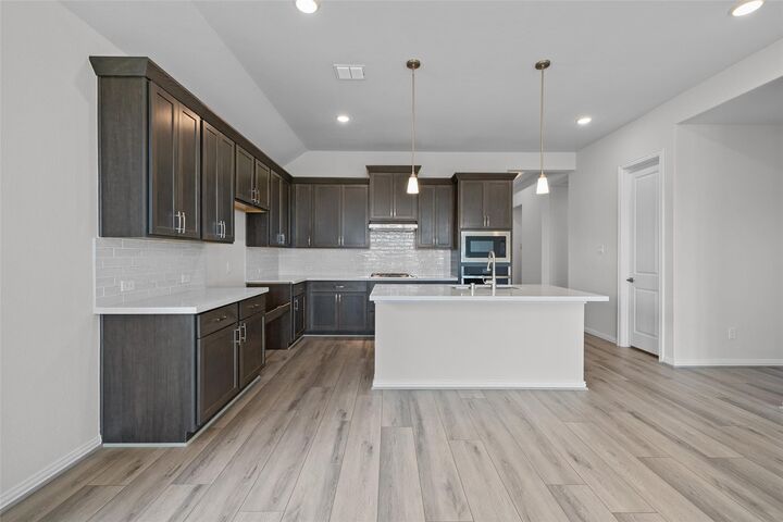 Property Photo: 509 Sunset Court TX 77535