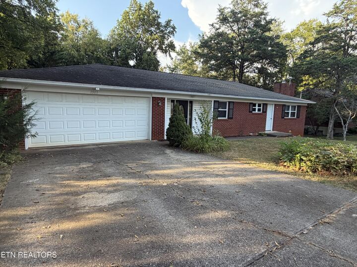 Property Photo:  1513 Fair Drive  TN 37918 