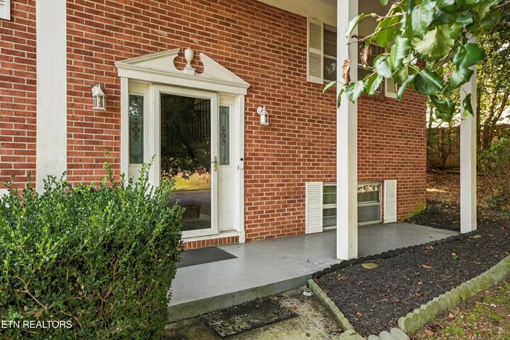 Property Photo: 3500 S Fountaincrest Drive TN 37918