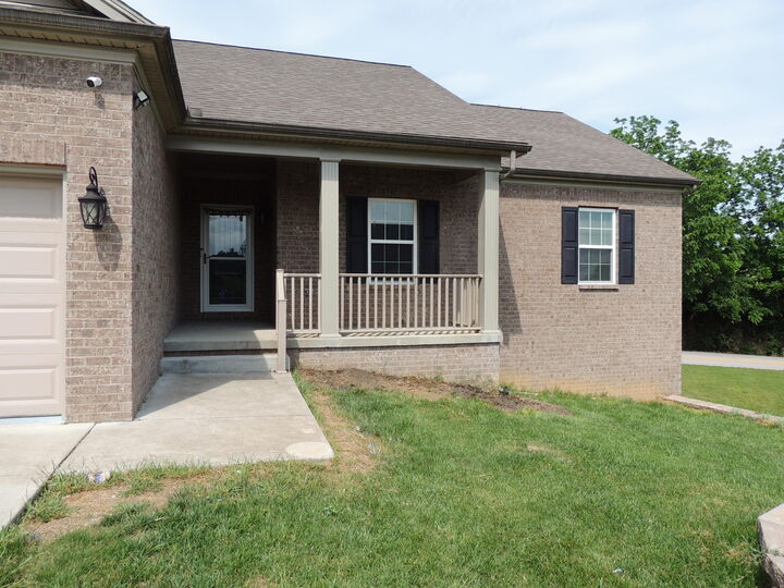 Property Photo:  109 Hackberry Court  KY 40601 