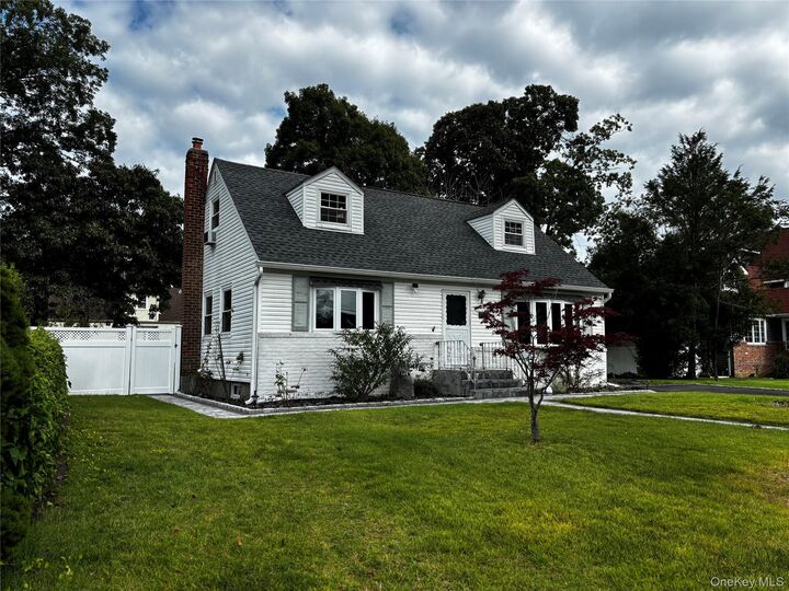 Property Photo: 105 Rutledge Road NY 11703