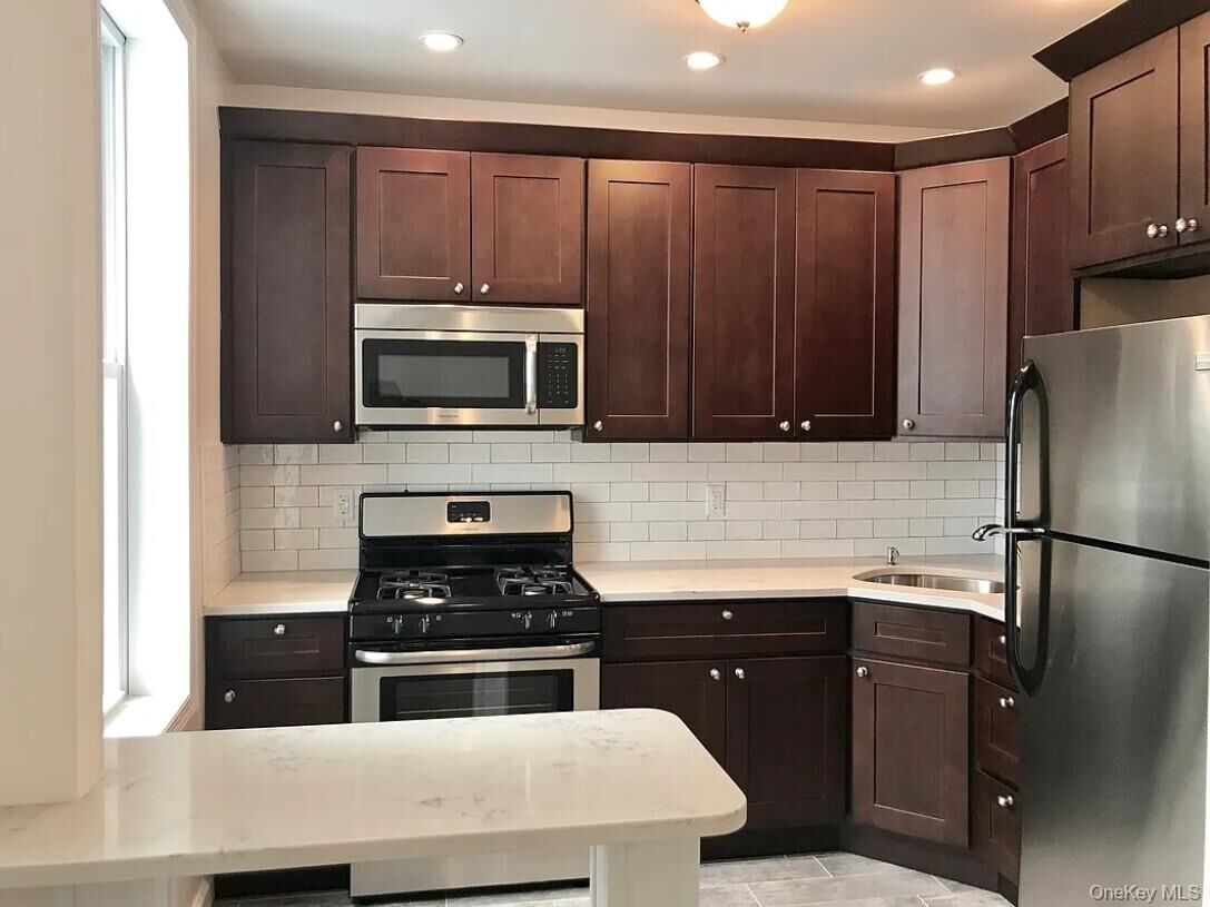 Property Photo:  317 80th Street 2F  NY 11209 