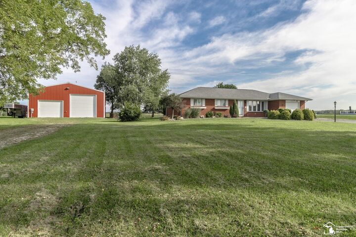 Property Photo: 270 E Sterns MI 48182