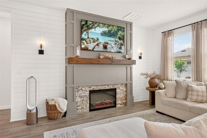 Property Photo:  6845 Perch Hammock Loop  FL 34736 