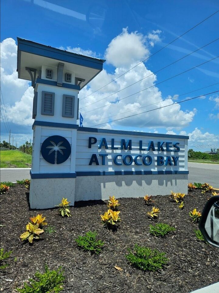 Property Photo:  8116 Shore Lake Drive  FL 34224 